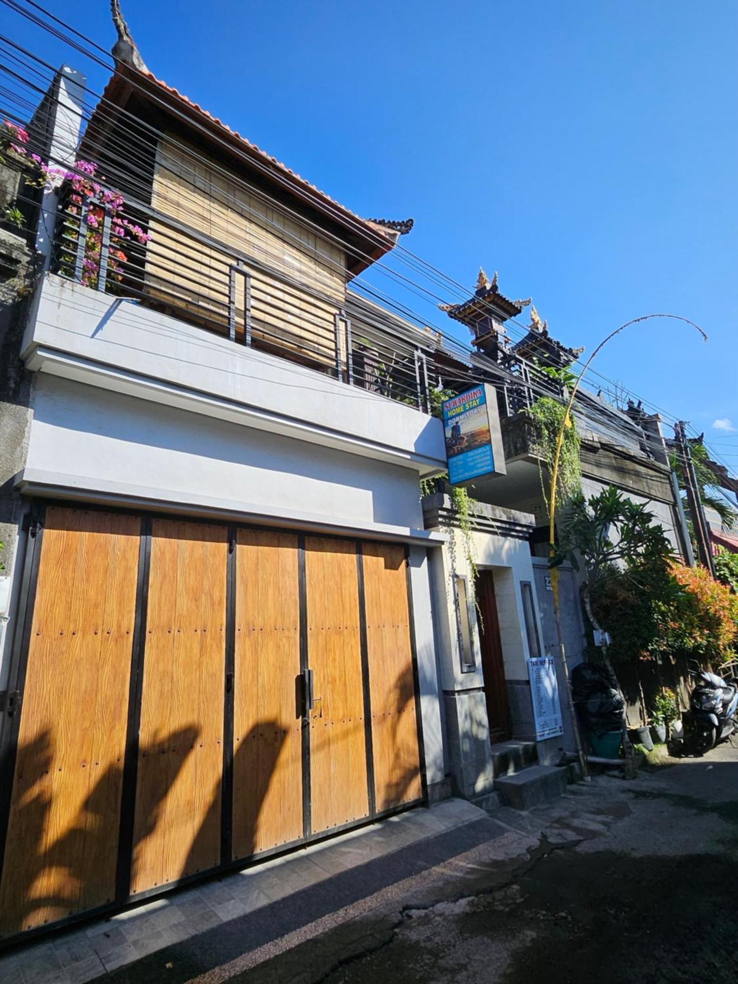Suwardika Homestay & Dormitory ซานูร์ ภายนอก รูปภาพ