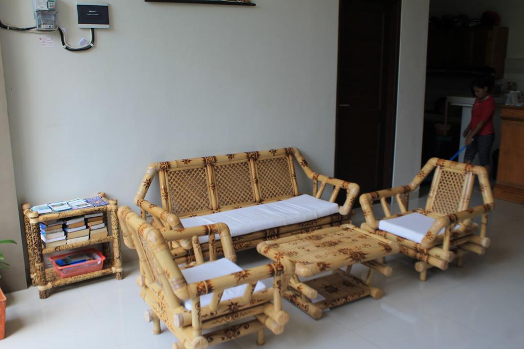 Suwardika Homestay & Dormitory ซานูร์ ภายนอก รูปภาพ